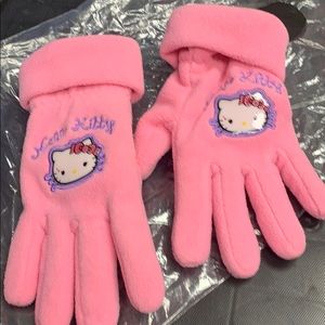 Hello kitty gloves size 7-14